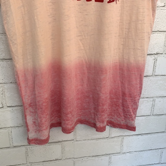 Distressed ombréHovatters zoo West Virginia women’s T-shirt size XL - Picture 5 of 7